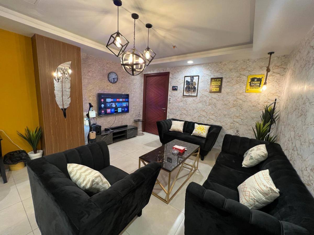 Sunset Luxury Gold Crest Mall Residency ลาฮอร์ ภายนอก รูปภาพ