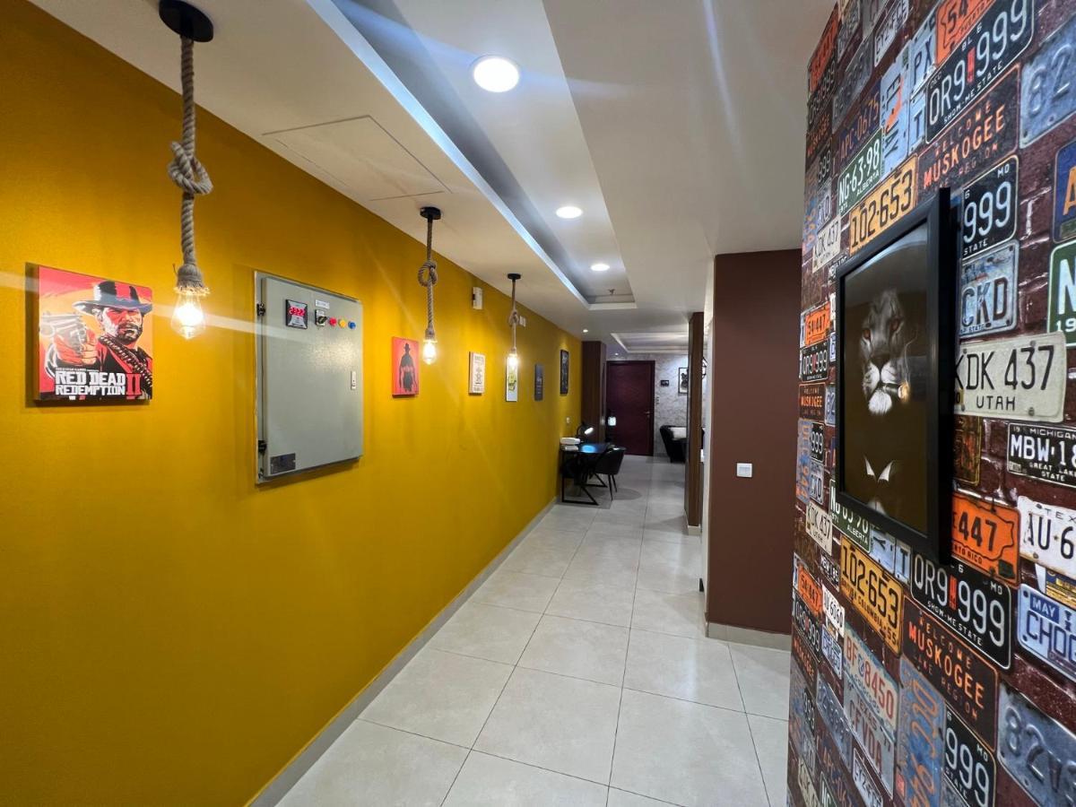 Sunset Luxury Gold Crest Mall Residency ลาฮอร์ ภายนอก รูปภาพ