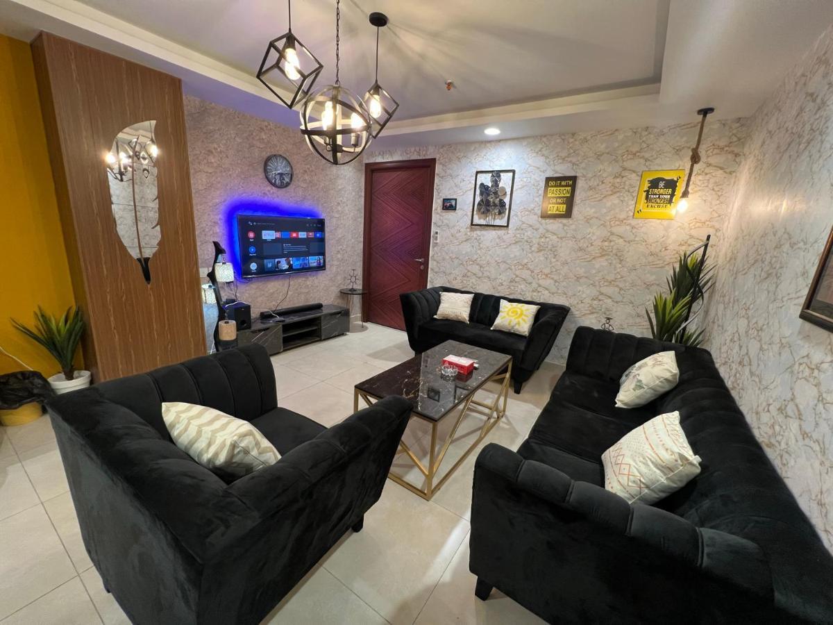 Sunset Luxury Gold Crest Mall Residency ลาฮอร์ ภายนอก รูปภาพ