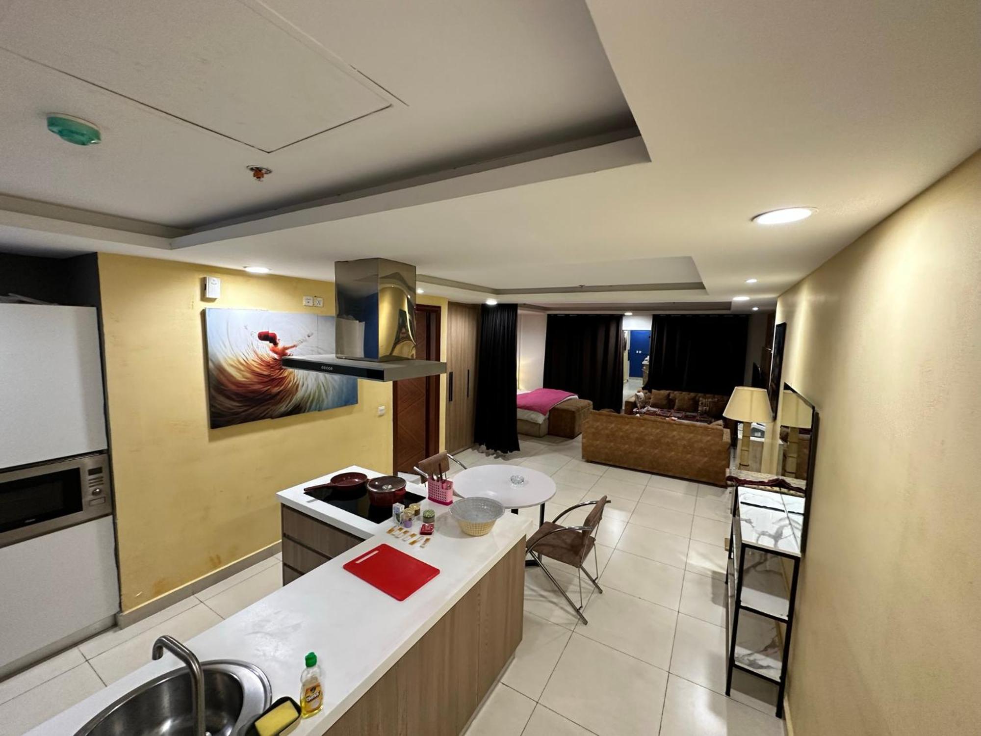 Sunset Luxury Gold Crest Mall Residency ลาฮอร์ ภายนอก รูปภาพ