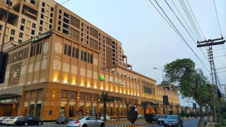 Sunset Luxury Gold Crest Mall Residency ลาฮอร์ ภายนอก รูปภาพ